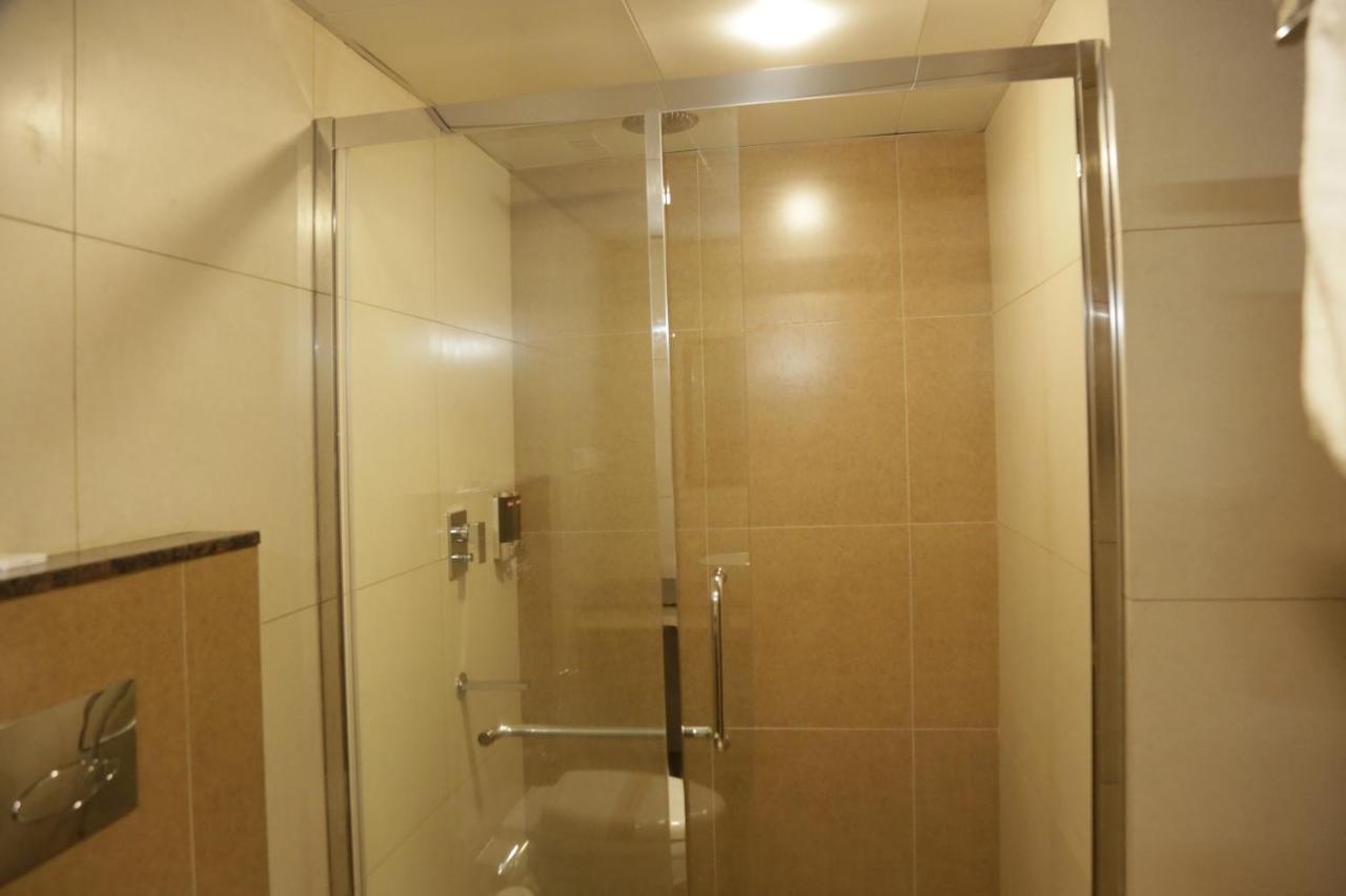 Esquina Residency Hotel Kochi Kültér fotó